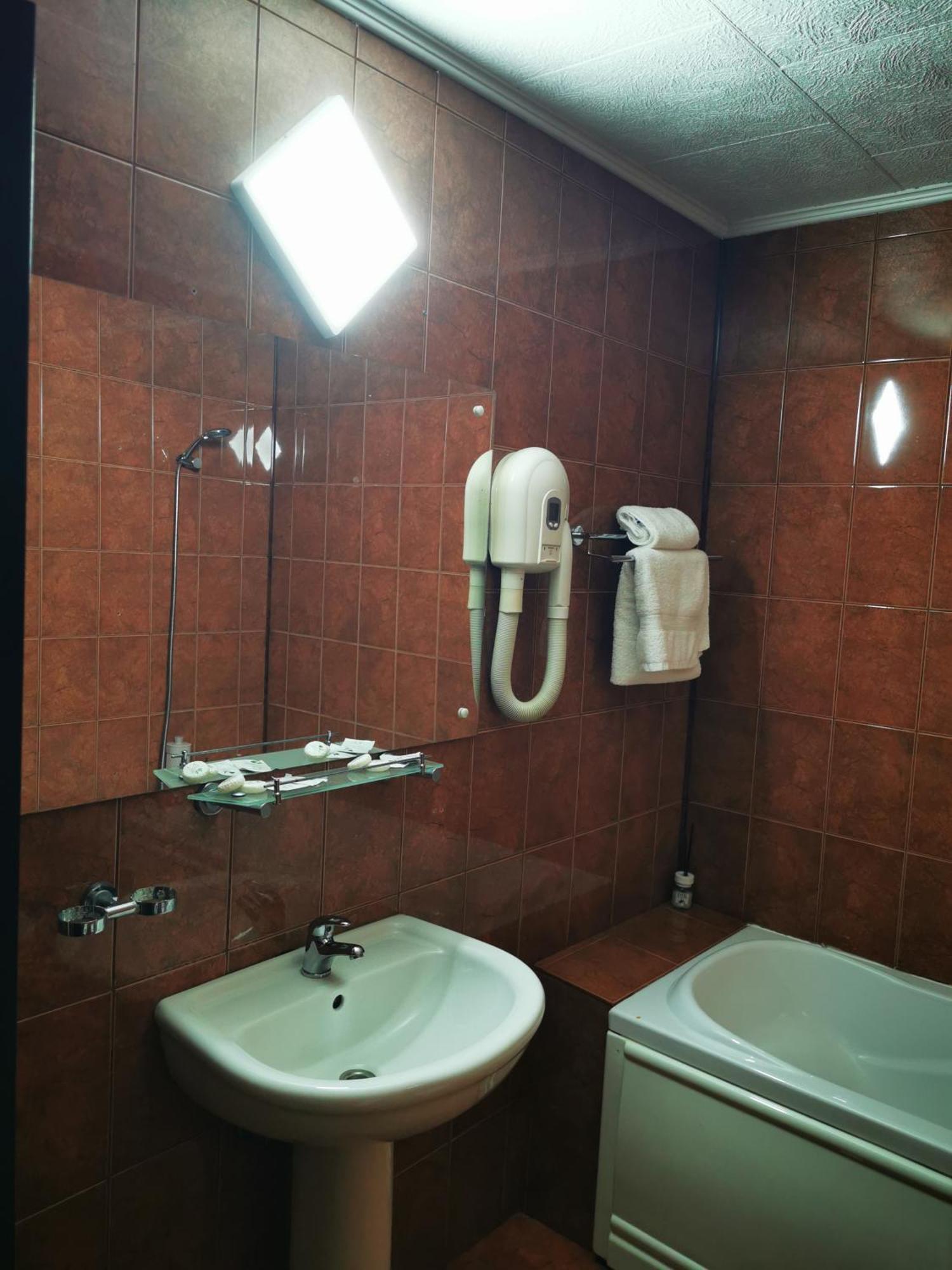 Casa Simescu II Hostel Caransebeş Εξωτερικό φωτογραφία